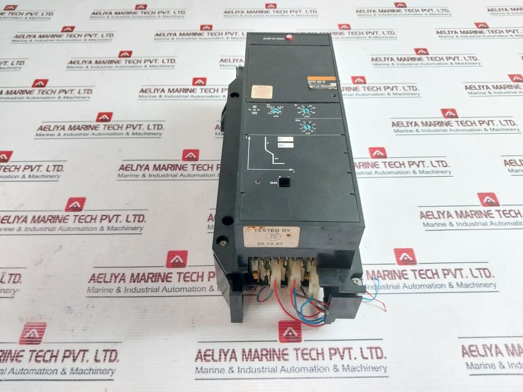 Merlin Gerin Str 28 D Circuit Breaker 1250A 24V Dc