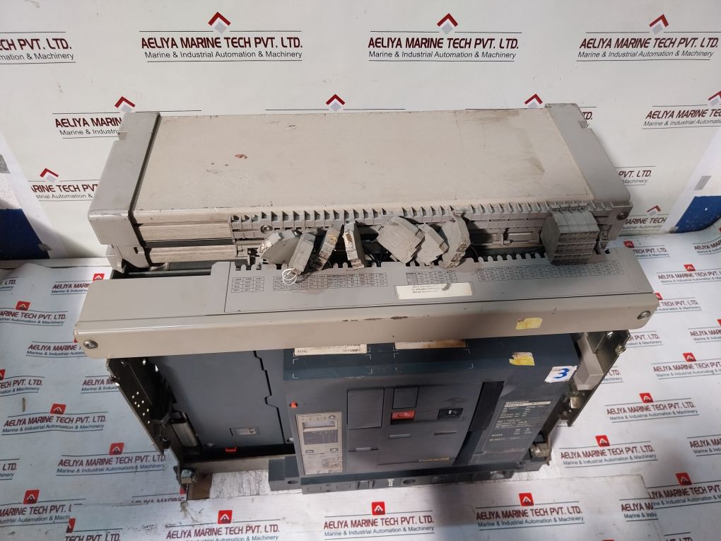 Merlin Gerin/Schneider Electric Nw40 H1 Micrologic 6.0A Circuit Breaker 4000A
