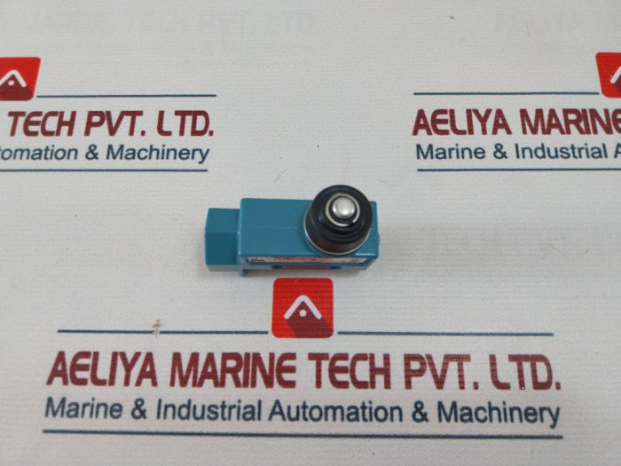Micro Switch Bze6-rn Limit Switch 15A 125, 250 Or 480 Vac