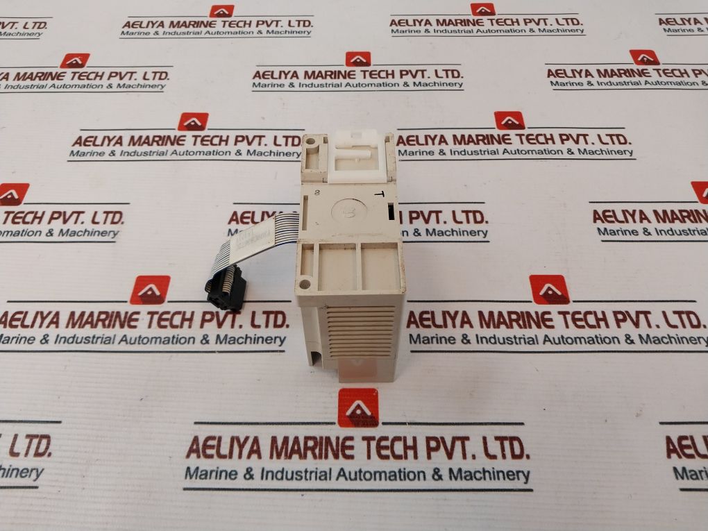 Mitsubishi Electric Fx2N-8Eyr-es/Ul Programmable Controller