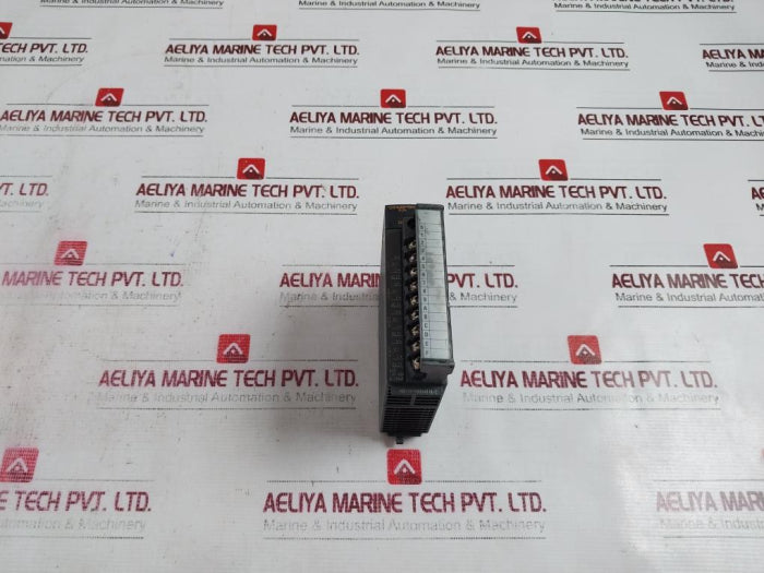 Mitsubishi Electric Melsec-q Q64Ad-gh Isolated A/D Converter Unit 15Vdc 30Ma