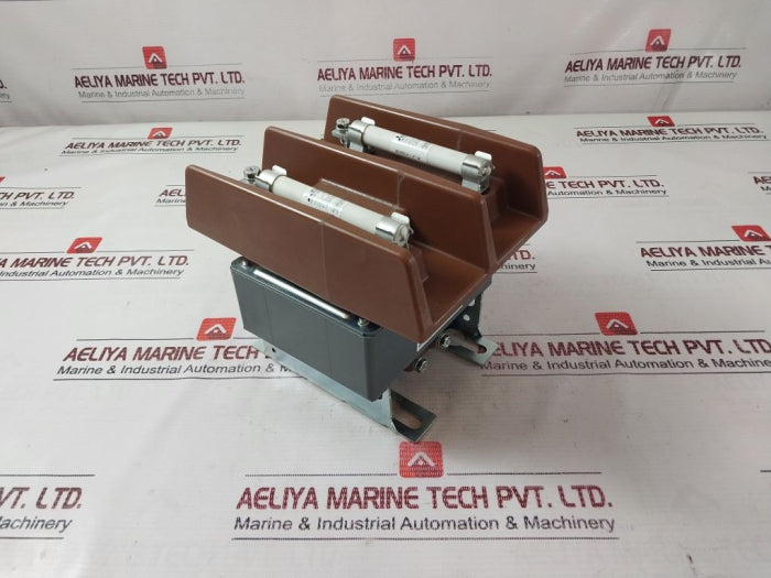 Mitsubishi Electric Pd-100Hf Voltage Transformer