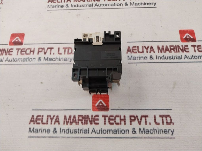 Mitsubishi Electric S-n21 Magnetic Contactor 32A