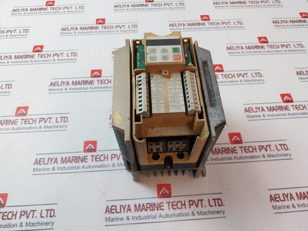 Mitsubishi Fr-u120S-no.75K-ec Inverter 50/60Hz (Not Working)