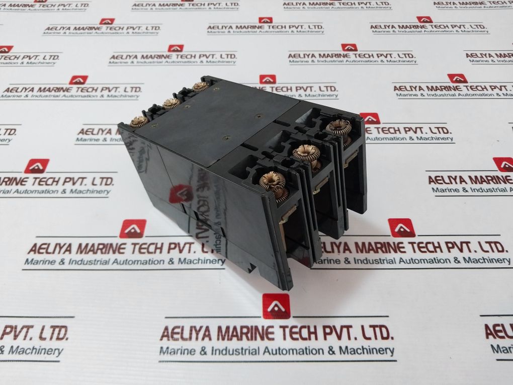 Mitsubishi Nf100-sh 3 Pole No-fuse Breaker Ac220V 20A