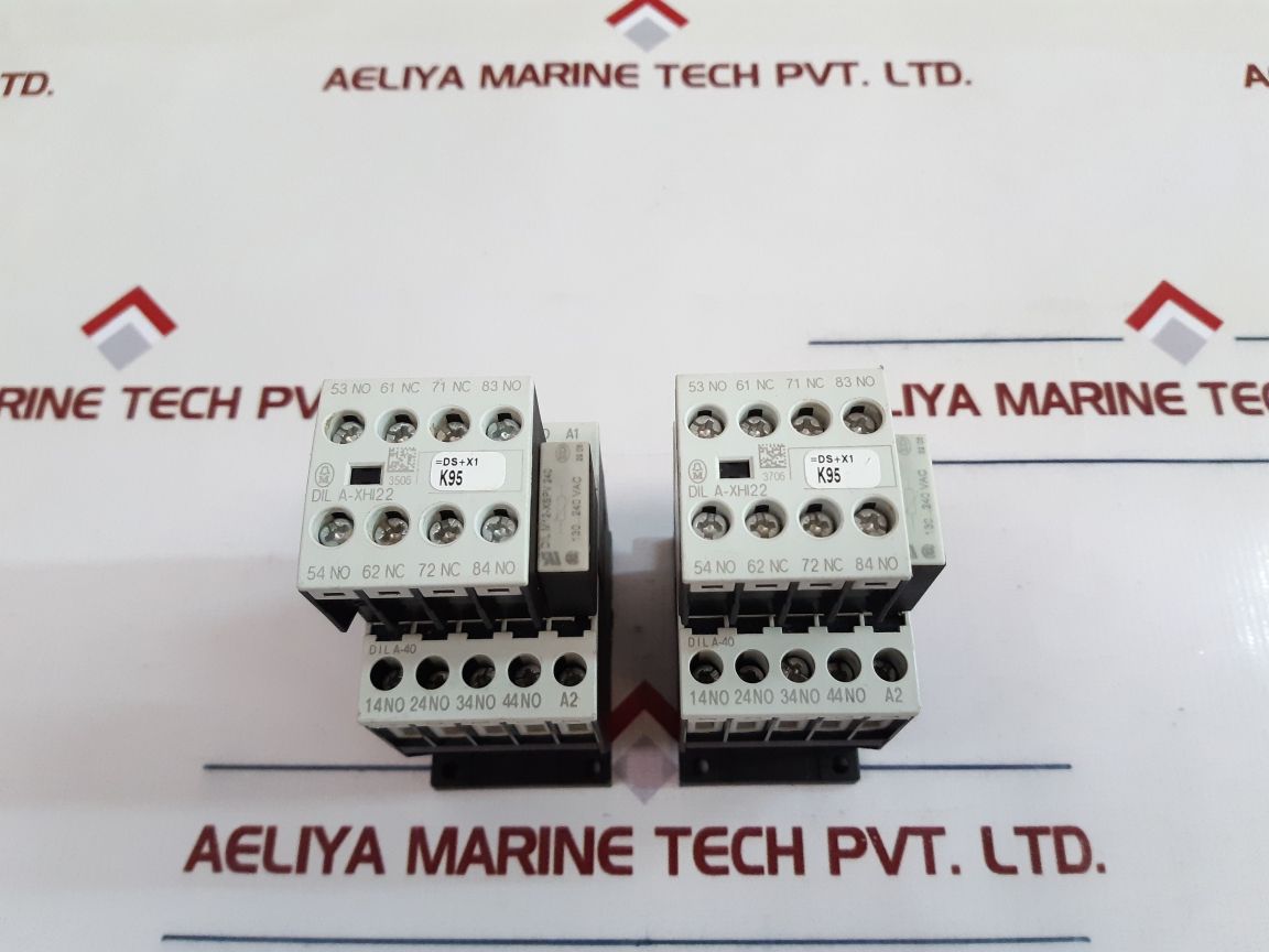 Moeller Dil A-40 Contactor With Dil A-xhi22 Contact Block Used