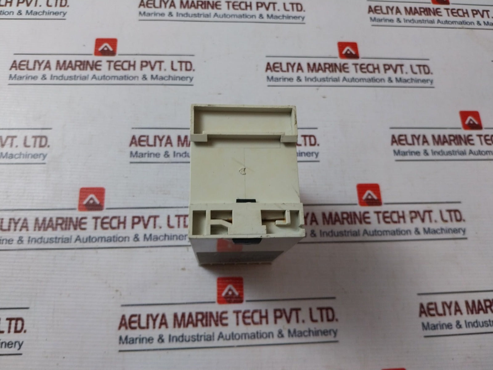 Multitek M200-v33U 3 Phase Voltage Relay 440V