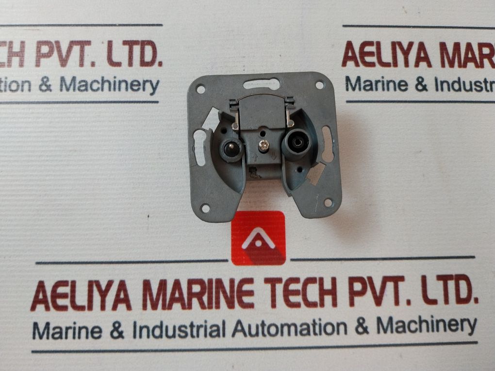 Naval 201495 Double Isolated Tv/Radio Outlet