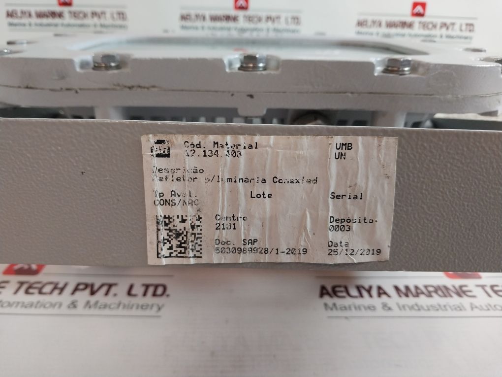 Naville Iluminacao Eznl/R6/240C Led Projector