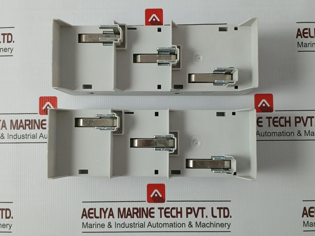 Rittal Sv 9342.410 3 Phase Circuit Breaker Component Adaptor 600/480 V Ac 100 A