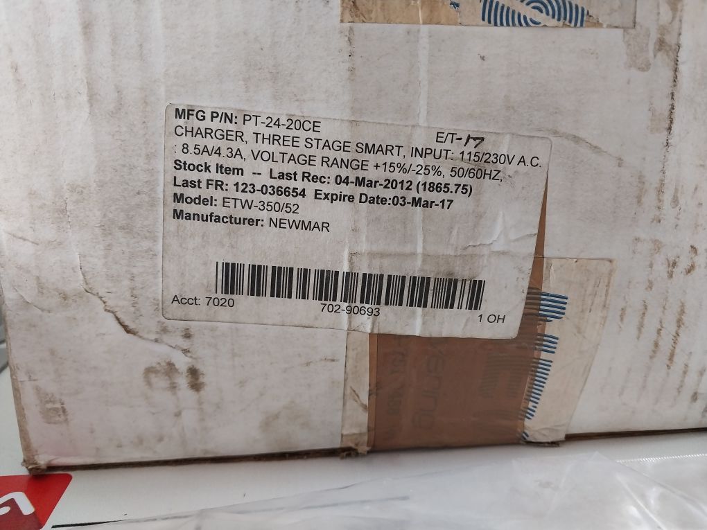 Newmar Pt-24-20Ce Phase Three Smart Charger 560 Watts