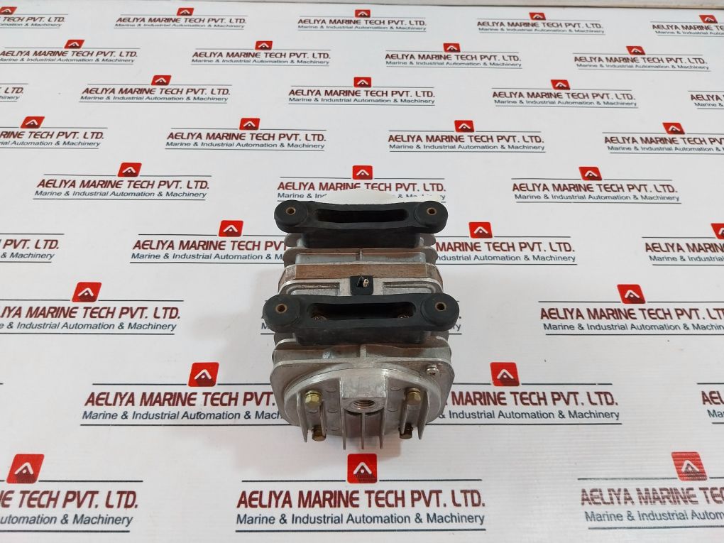 Nitto Kohki Ac0301-a1058-a2-0001 Air Medo Compressor