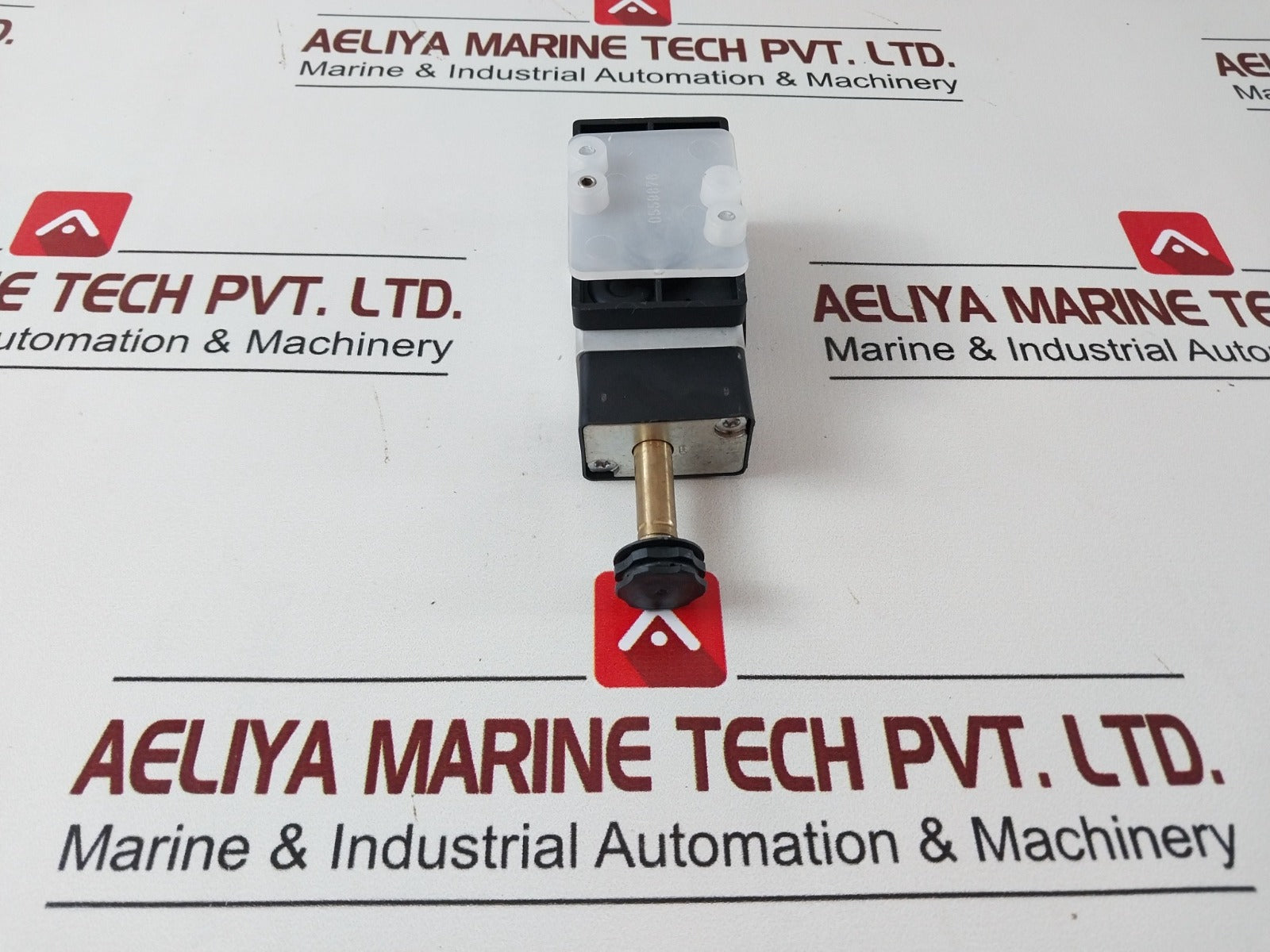 Norgren 9710000 Solenoid Valve 9032933 Free Shipping