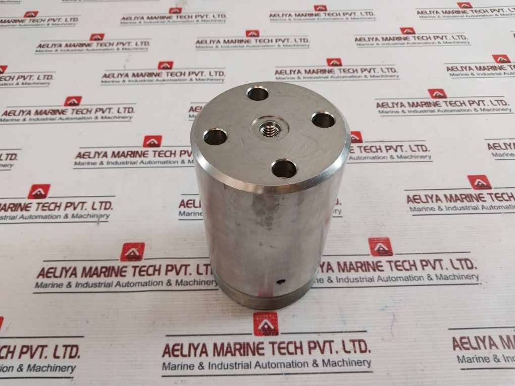 Nov 1008113 Cylinder Liner Rev.D