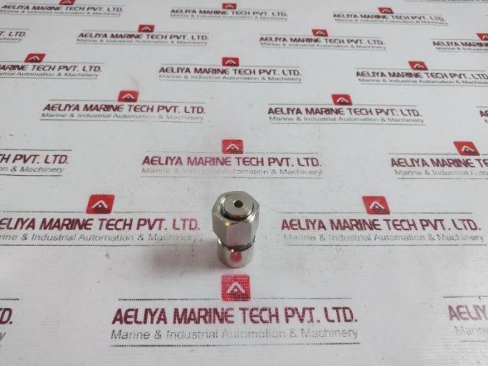 Okano Pf1/2 X Pf1/2 Pipe Fitting For Valve 