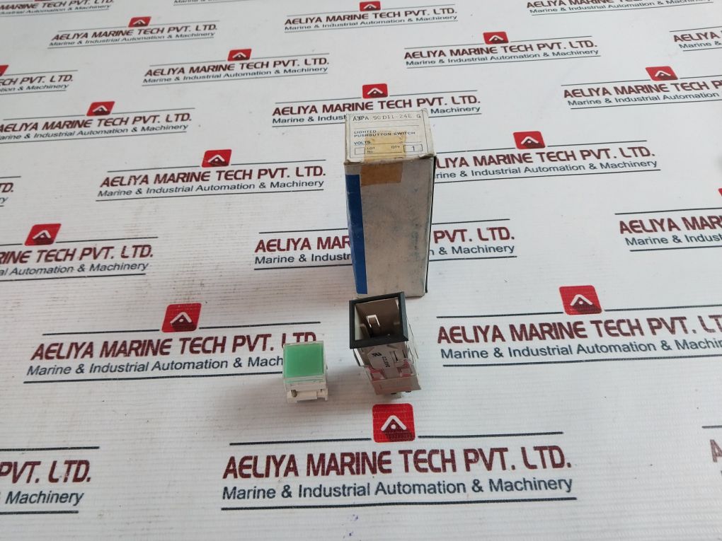 Omron A3Pa-703 Lighted Pushbutton Switch A3Pa-90D11-24Eg