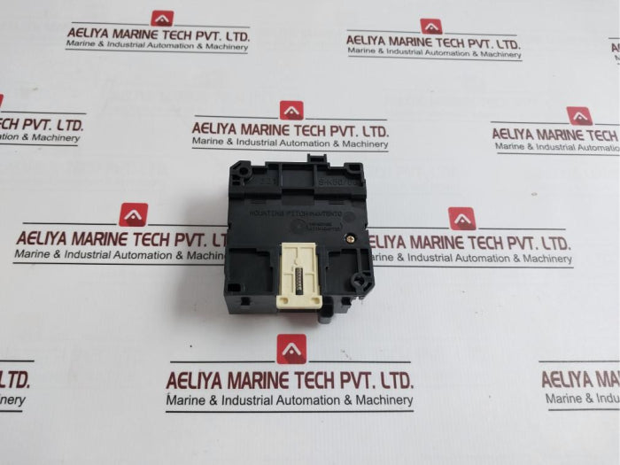 Omron C2T-4B Mounting Pitch Connector Coil S-k50/65 100-127V 50/60Hz