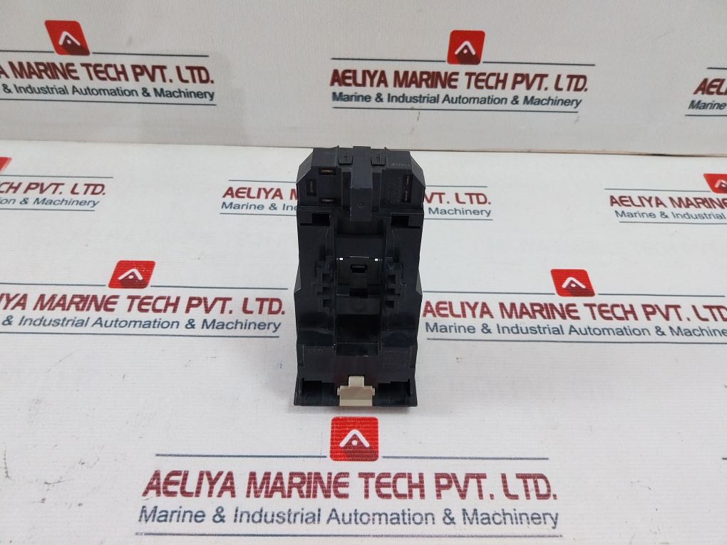 Omron C2T-5B Motor Starter Coil 50/60Hz