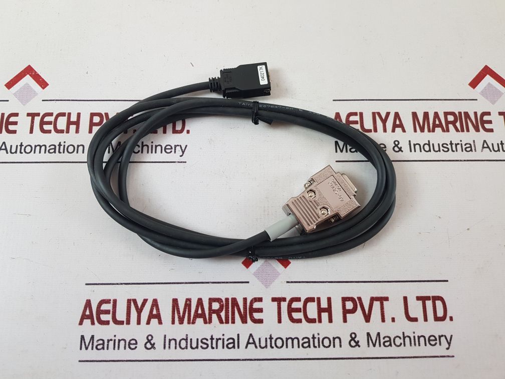 Omron cs1w-cn226 interface connector cable xm2s-09