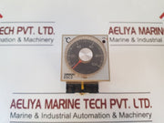 Omron E5C2-r20G Temperature Controller 0-100°C ,200/220 Vac