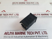 Omron E5Cn-r2T Temperature Controller