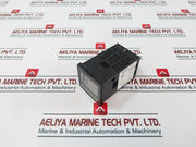 Omron E5Cn-r2Tu Temperature Controller