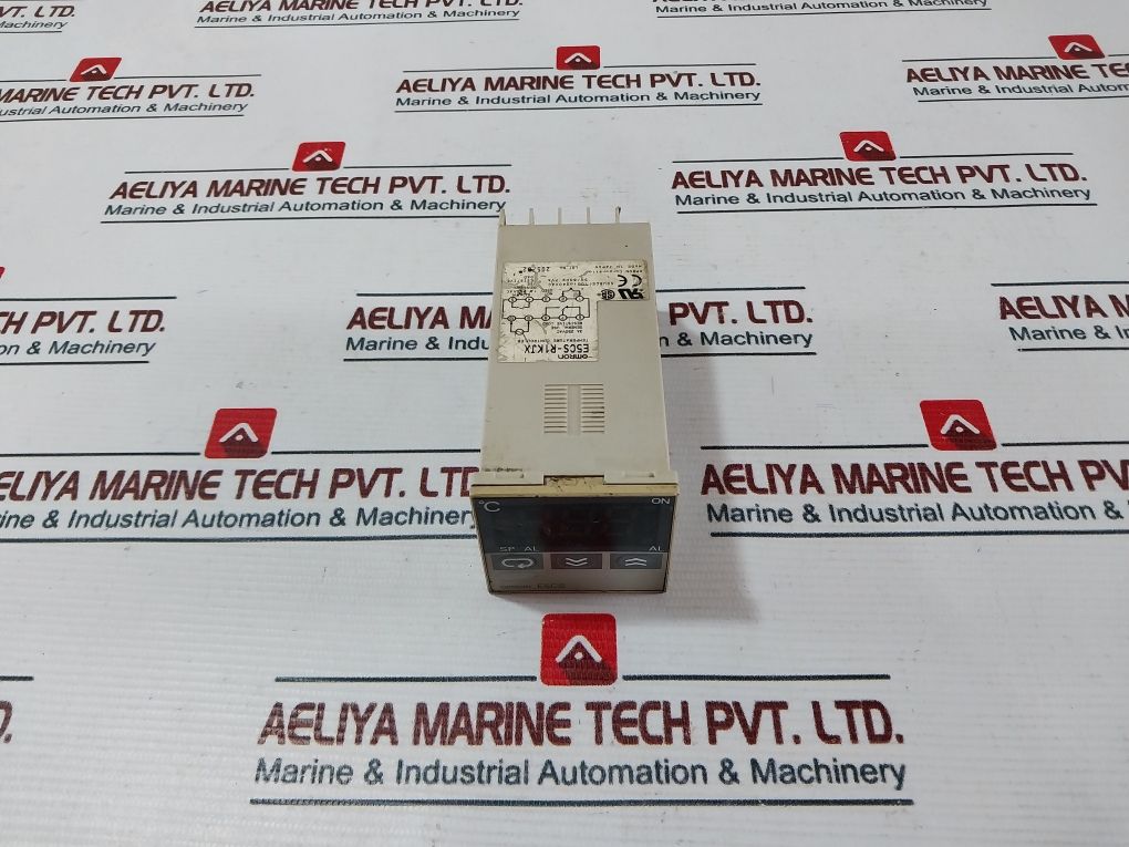Omron E5Cs Temperature Controller