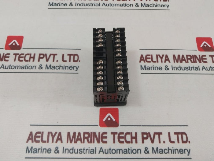 Omron E5Ec-rx4A5M-000 Digital Controller 100 To 240 Vac