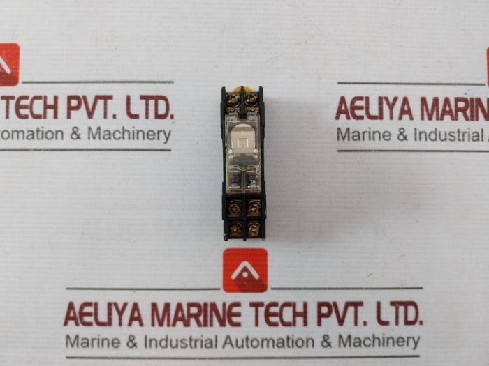 Omron G2R-2-snd 8 Pin Plug In Relay 5A 250Vac 30Vdc Max 5A 250V
