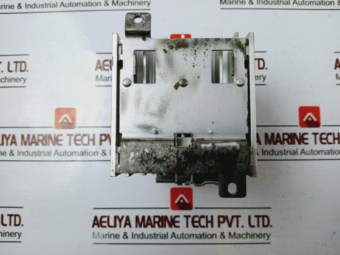 Omron G3J-211Bl Solid State Contactor 12-24 Vdc, 100-240 Vac 50/60 Hz