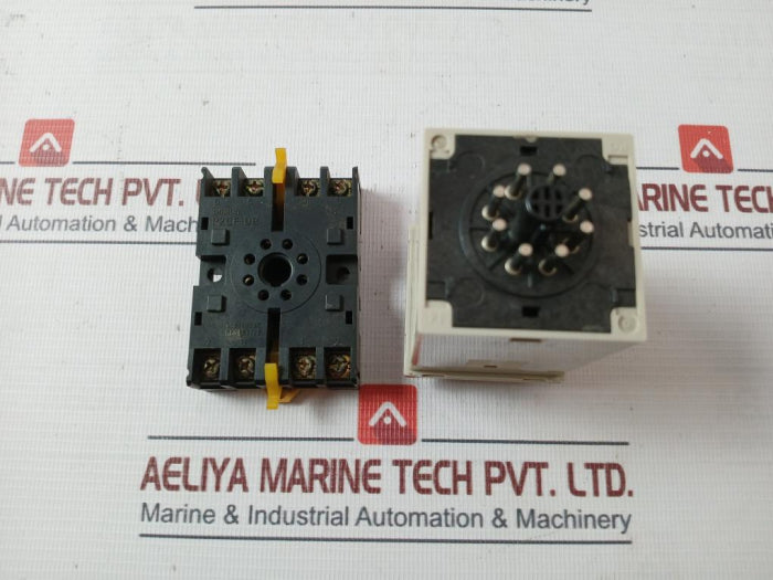 Omron H3Ba-8 Solid-state Timer Module With Base P2Cf-08 100/110/120Vac 50/60Hz