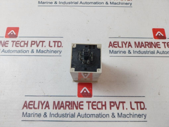 Omron H3Ba-n8H Timer 110Vac