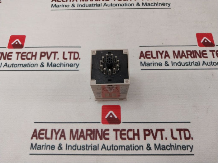 Omron H3Ba Solid-state Timer 200/220/240Vac 50/60 Hz 