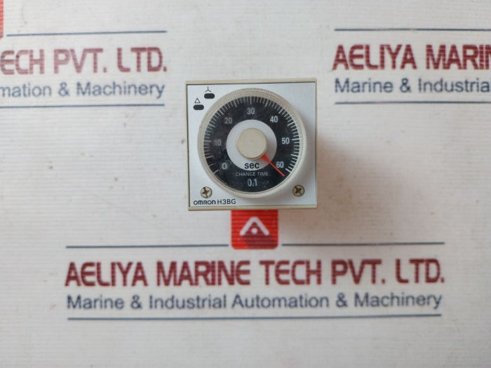 Omron H3Bg-n8H Timer 220Vac