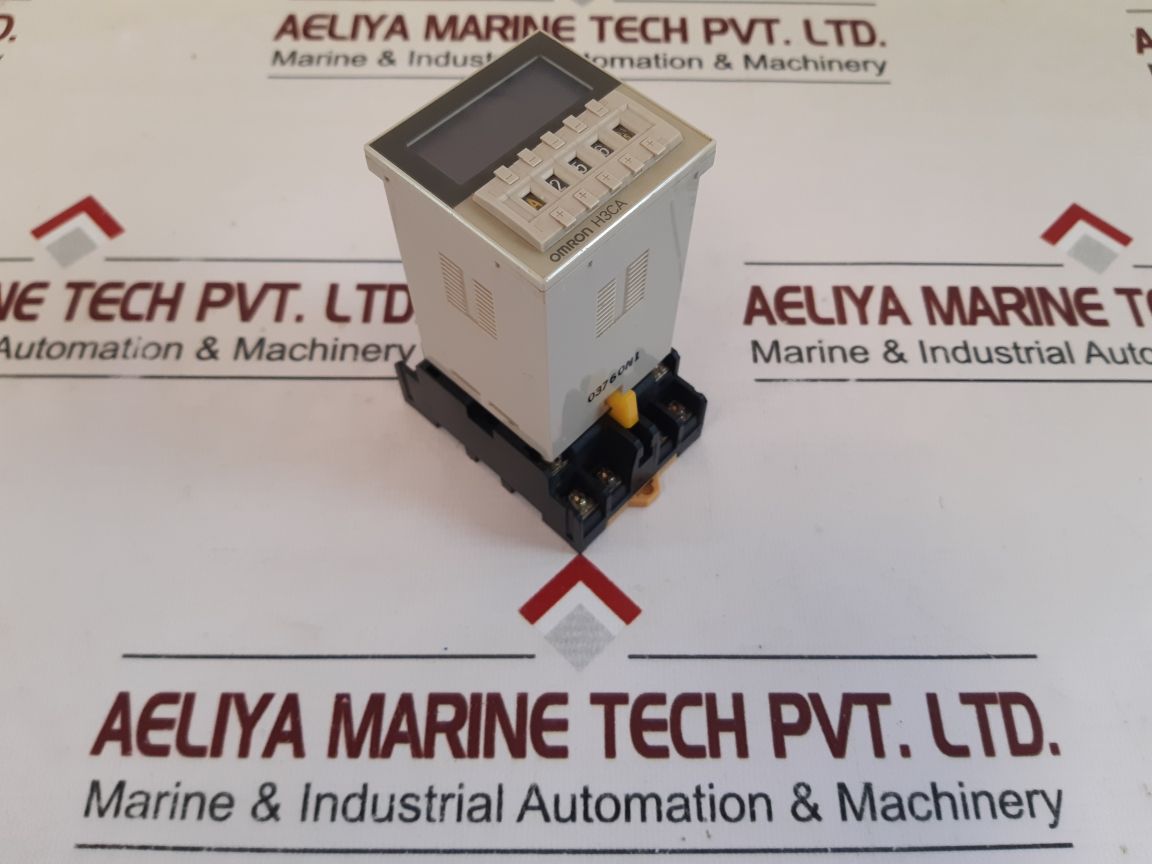 Omron H3Ca-a-306 Relay Timer With Base
