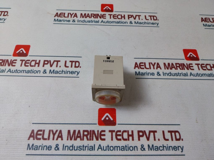 Omron H3Cr-a-315 Timer 5A 250 Vac 50/60Hz