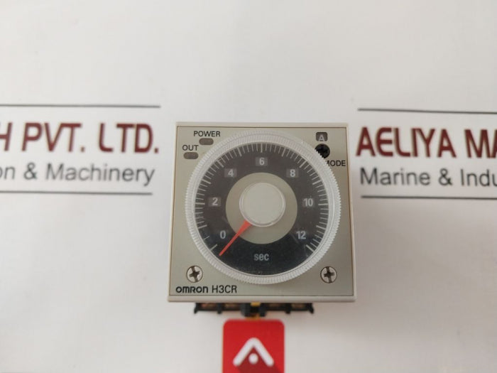 Omron H3Cr-a Timer With Base 100-240 Vac 100-125 Vdc 50/60Hz