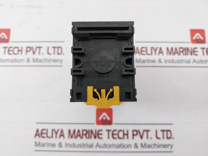 Omron H3Cr-a8 Solid State Timer Pf083A-e 0.05S-300H 100-240Vac 50/60Hz 5A 250Vac