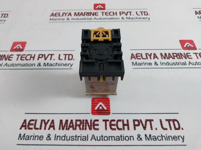 Omron H3Cr-a8 Timer With Base 0-12 Hrs