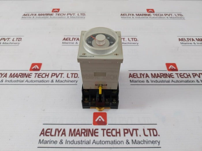 Omron H3Cr-a Solid State Timer With Pin Socket P2Cf-11, 0-1.2Sec 24Vdc/Ac 5A