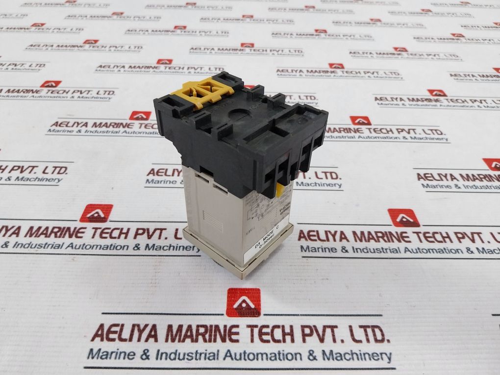 Omron H3Cr-a Timer 0-30 Sec,24-48Vac,50/60Hz