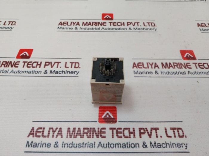 Omron H3Cr-a Timer 0.05S-300H 5A 30Vdc