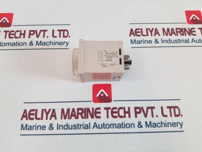 Omron H3Cr-a-315 Timer 50/60Hz 5A 250Vac