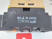 Omron H3Cr-a Timer With Base 2257M