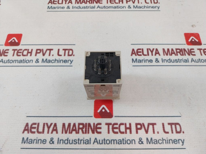 Omron H3Cr-f8 Timer 5A