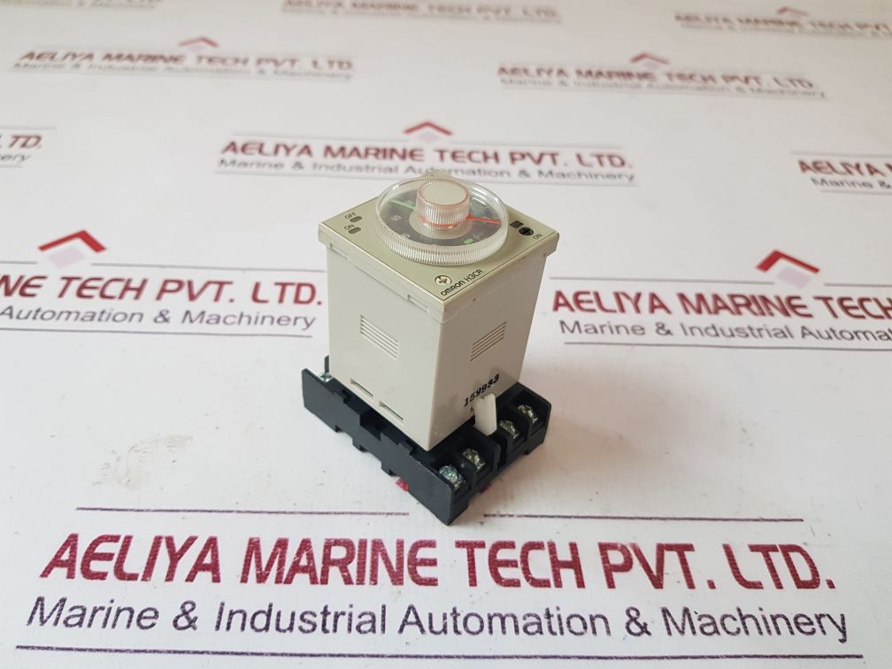 Omron H3Cr-f8 Timer 0 To 30 Hrs With Socket Base