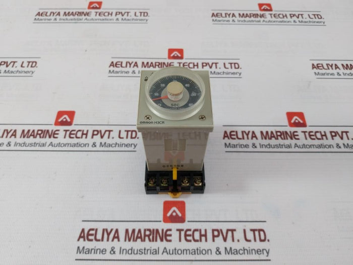 Omron H3Cr-g8L-30 Solid State Timer P2Cf-08 100/110/120Vac 50/60Hz 0-60Sec 5A