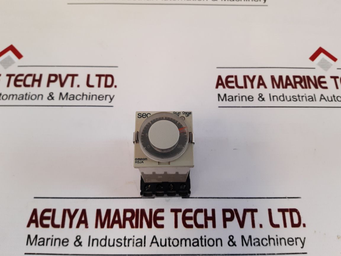 Omron H3Ja-8C Timer With Base 0 To 30 Sec