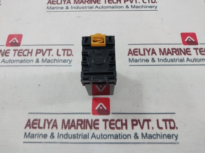 Omron H3M Timer 0-1.0 X 1 Min 200/220Vac