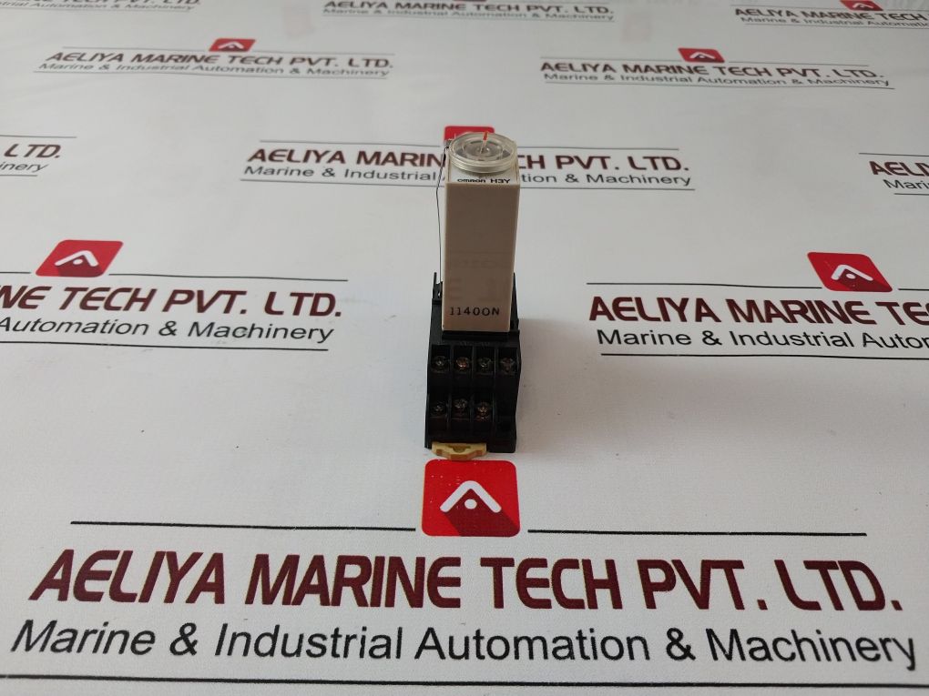 Omron H3Y-2 Series Din Rail Mount Timer Relay 110Vac Max. 5A 250V